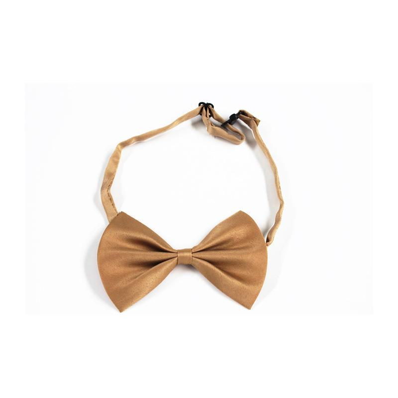 Pánský černý oblek s motýlkem pro sbor, svatby a speciální události