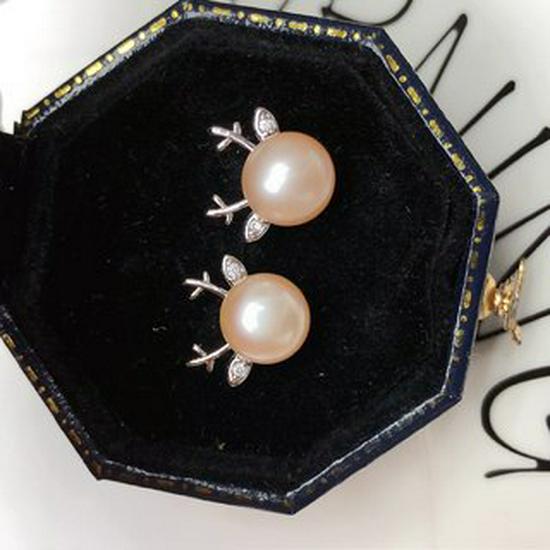Deer Antler Freshwater Pearl Stud Earrings with Silver Needle 7-8mm