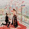 The Wedding Room Is Decorated With Simulated Rose Petals, The Proposal Is Arranged With Romantic Wedding Flowers, Creating A Romantic Atmosphere