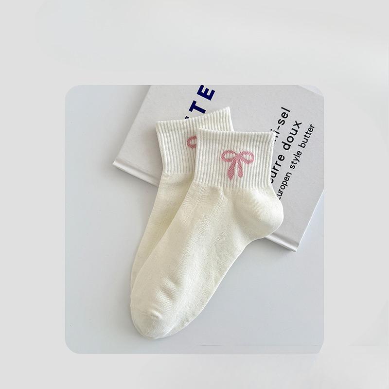 Women's Summer Lightweight Short Socks with Bows All Over, Featuring Flowers, Cute and Versatile, with Mesh Ventilation and Cotton Material.