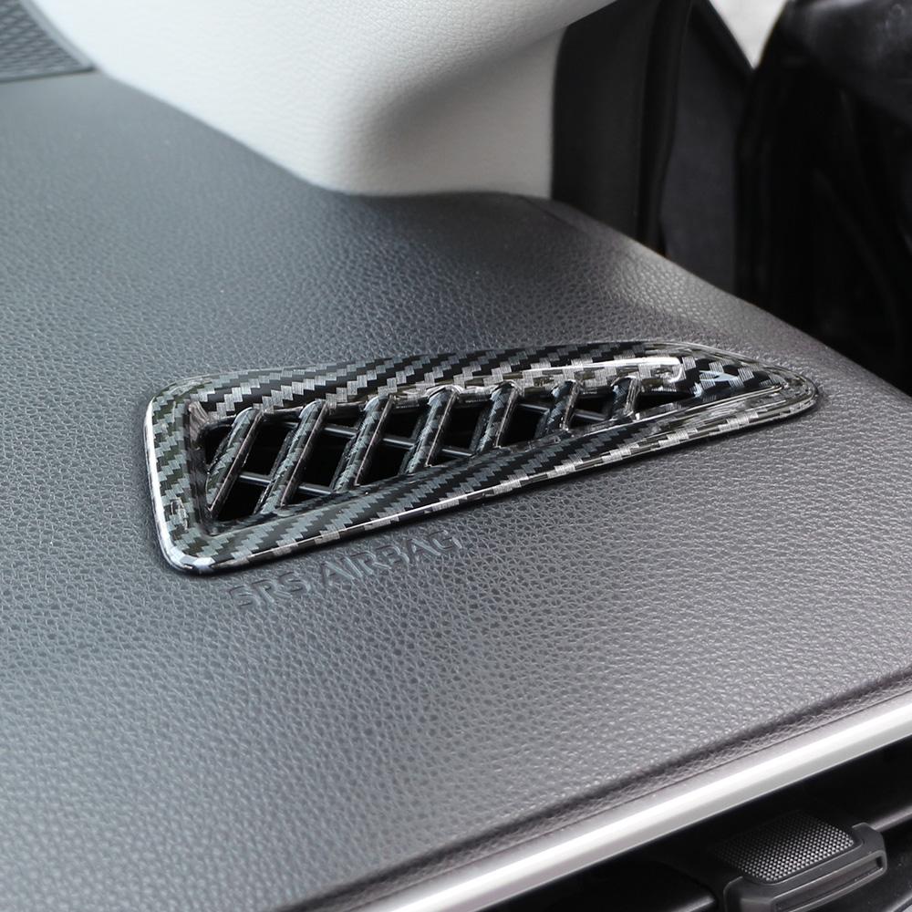 2 st ABS Bil Luftkonditionering Ventil Utloppsskydd Dekor Klistermärke Skydd för Toyota Corolla Cross XG10 2021-2023 LHD Tillbehör