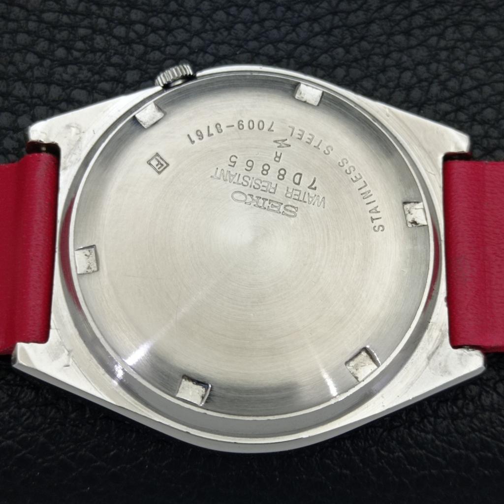 SEIKO 5 AUTOMATIC VINTAGE 7009A JAPAN MENS RED COLOR DIAL WATCH a702336-5 R124-a702336
