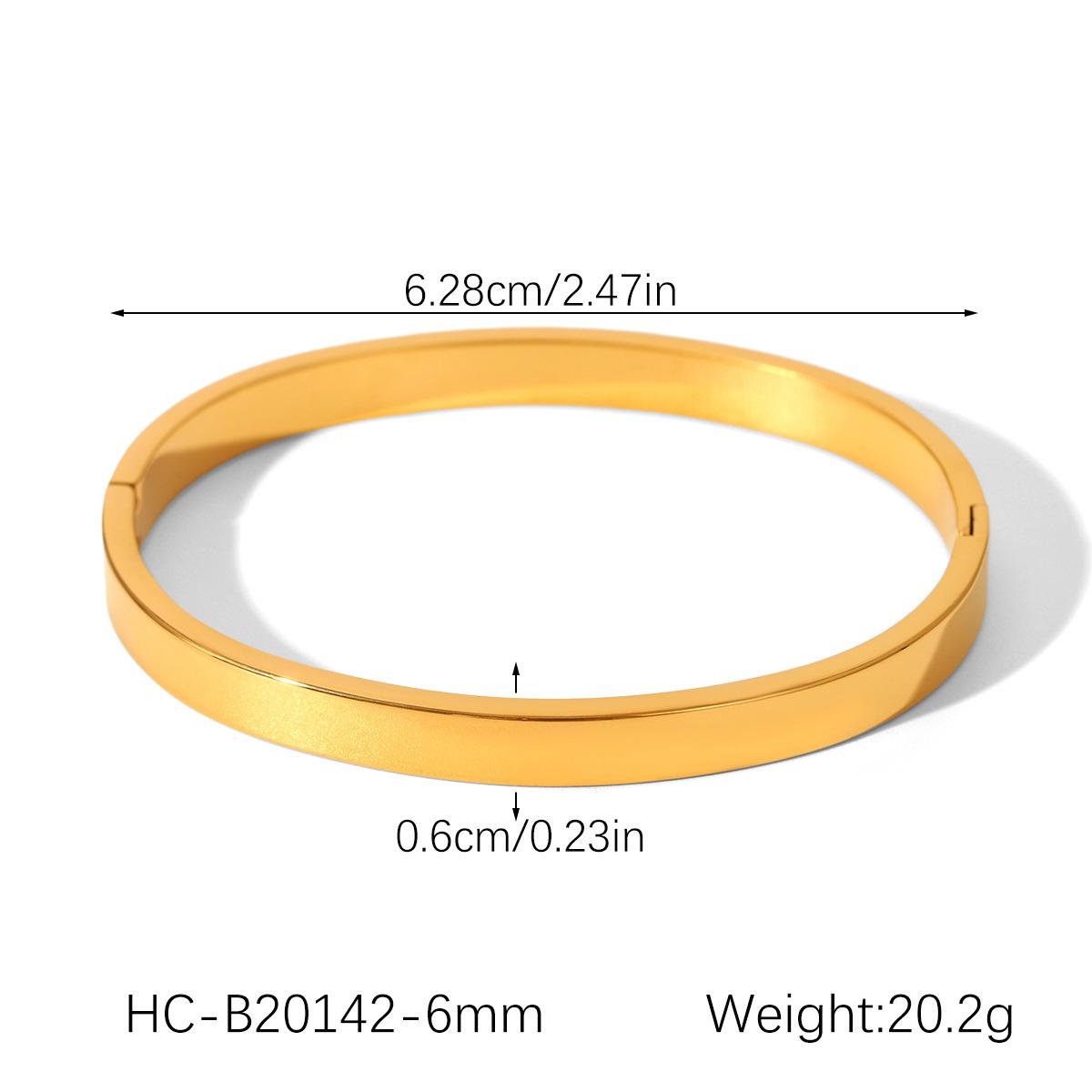 

INS Western style glossy 18K gold plated clasp stainless steel bangle, high-end open bangle, non-fading titanium steel
