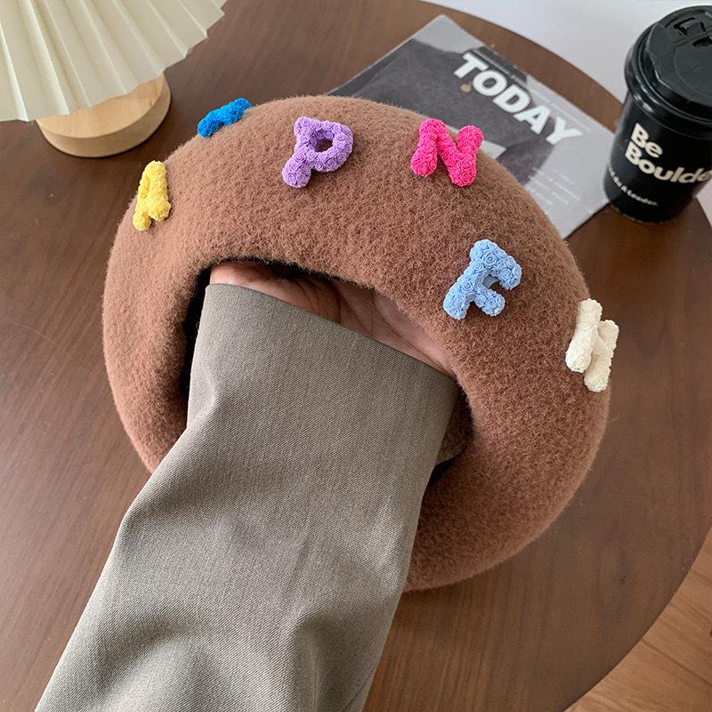 

Осенне-зимняя универсальная шляпа художника с большой окружностью головы, показывающая лицо, маленькая шляпа, милая и симпатичная надпись, шерстяной берет для женщины M（56-58cm）