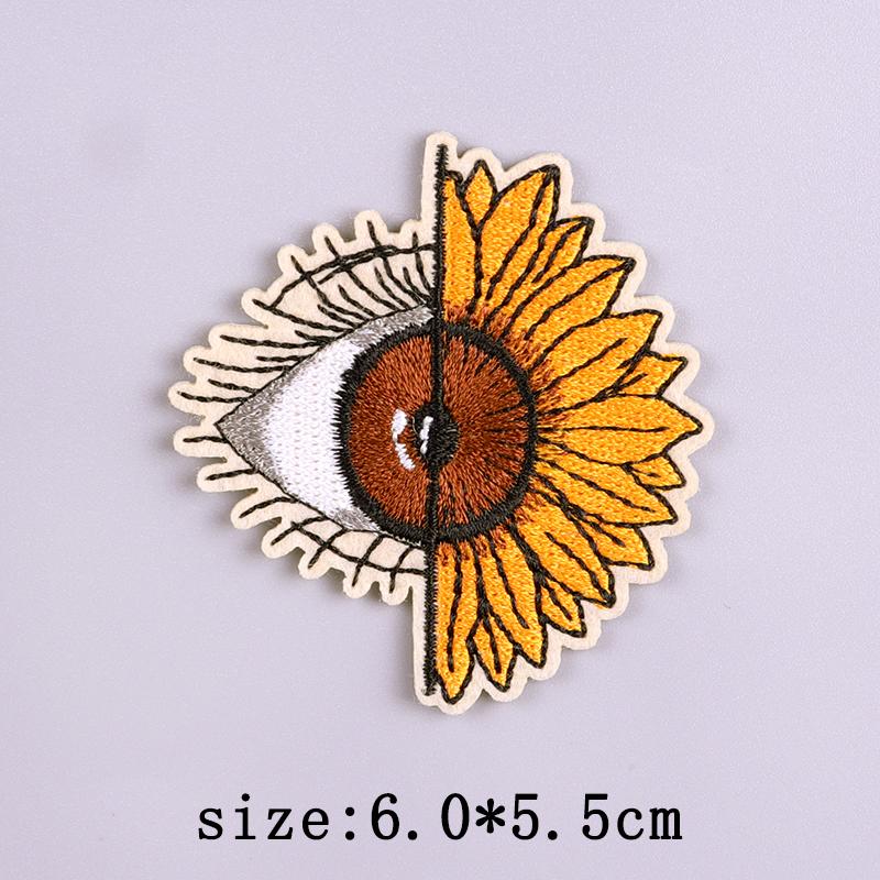 Sunflower Embroidery Patches For Clothing Thermoadhesive Patches For Clothes Cartoon Flower Sewing Fusible Patch Stickers Badges