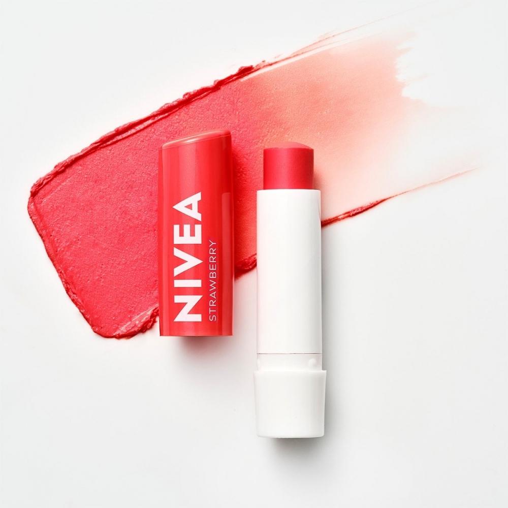 

[nivea] Догляд за губами Fruity Shine Полуниця 4,8 г