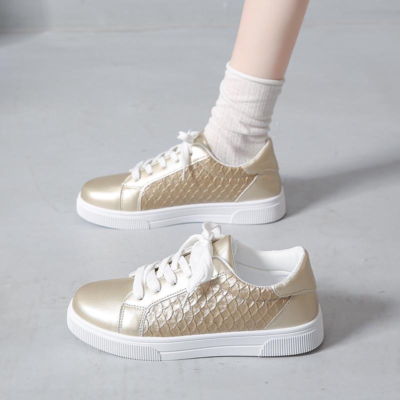 Fashion Plus Size 42 Women Gold Sliver Sneakers Spring Autumn New Women Fashionable Lace-up Soft Leather Board Shoes Ladies Casual Shoes