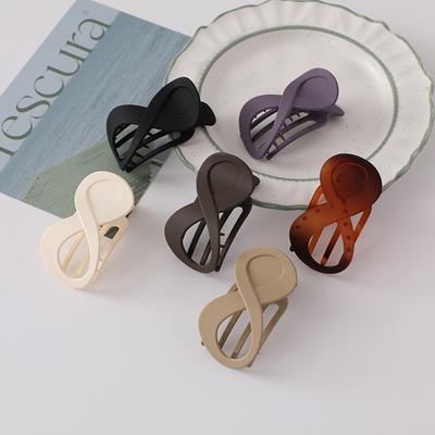 Korean-Style Double Heart Hair Claw Clip for Women Plastic Resin Hairpin
