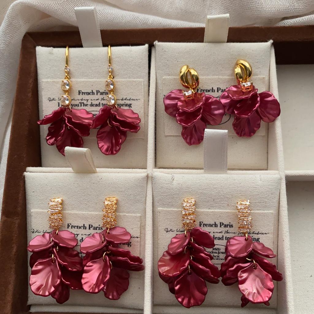 French Romantic Petal Fringed Earrings, Stud Earrings, Ankola Red Autumn And Winter Unique Light Luxury Niche Design Earrings