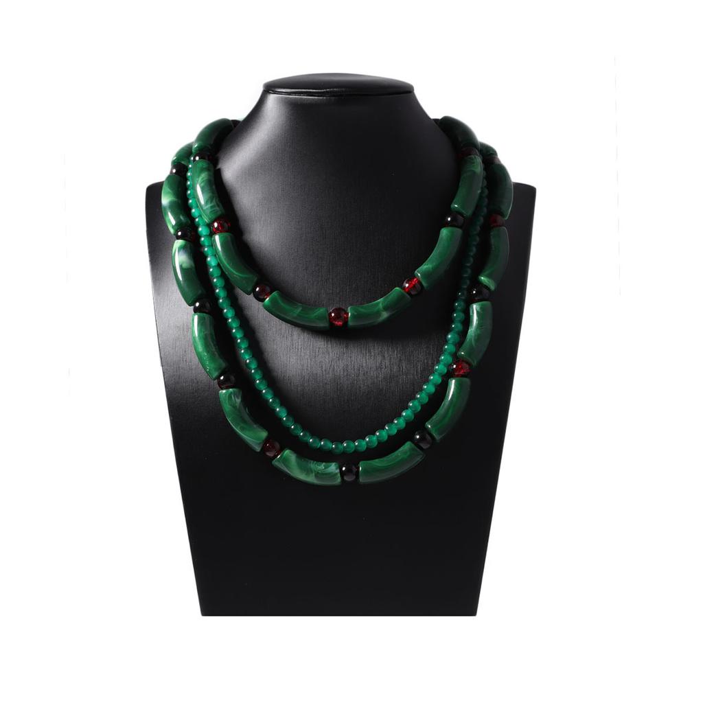 New Chinese retro old money style dark green bamboo joints multi-layer resin stacked with personalized necklaces, niche creative women's models