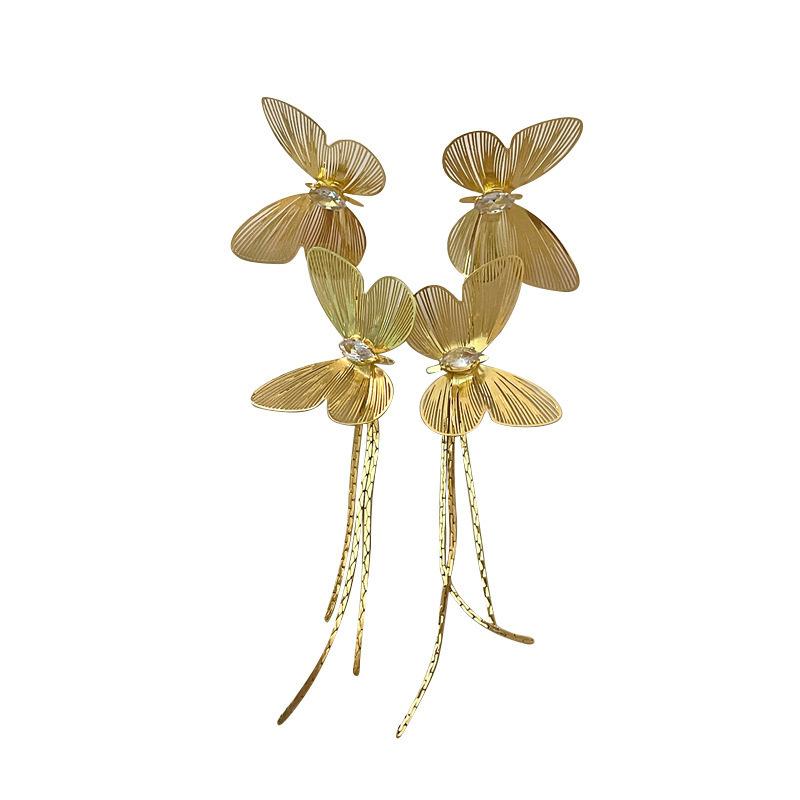 European and American exaggerated metal butterfly fringed earrings, women's personality design, unique high-end earrings, fashion temperament earrings