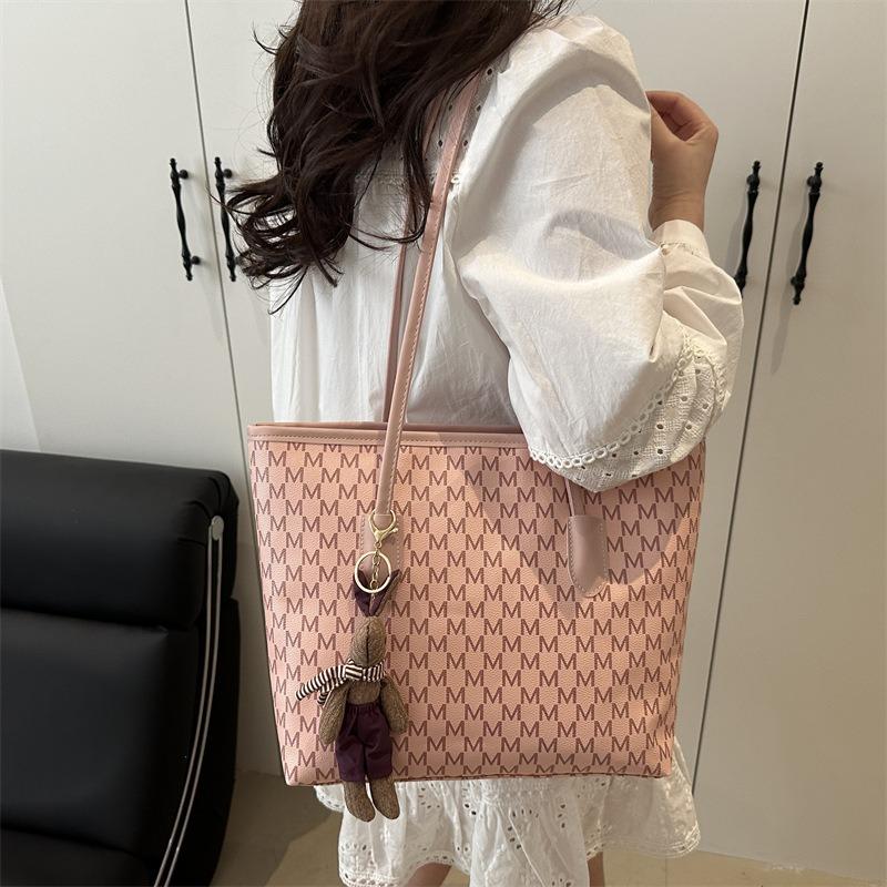 New retro trend printing large capacity shoulder armpit bag simple high-end temperament versatile handbag