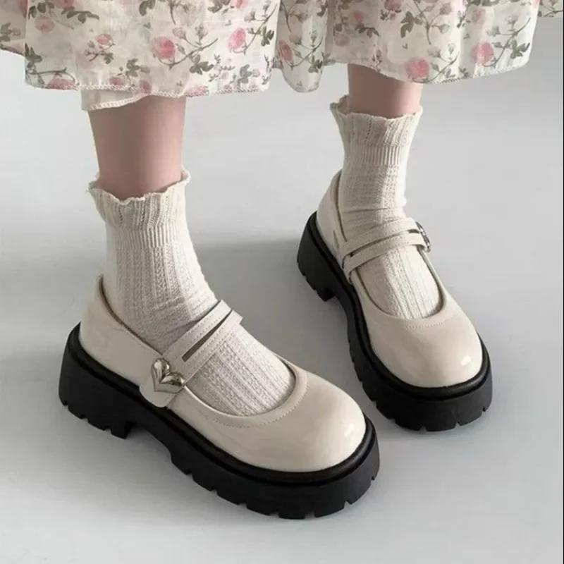 Fashion Loafers Women Autumn New Black Platform Flats Shoes Women Loafers Slip On Boat Shoes Designer Casual Leather Oxfords
