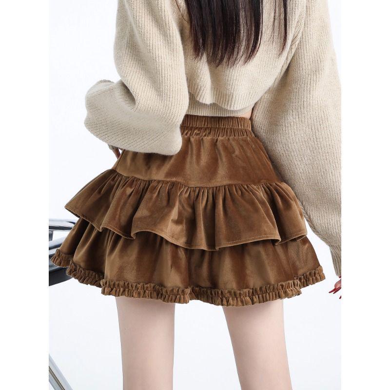 Women's French Retro Velvet High-Waist A-line Skirt: Pleated, Fluffy, Anti-exposure Design for Autumn/Winter
