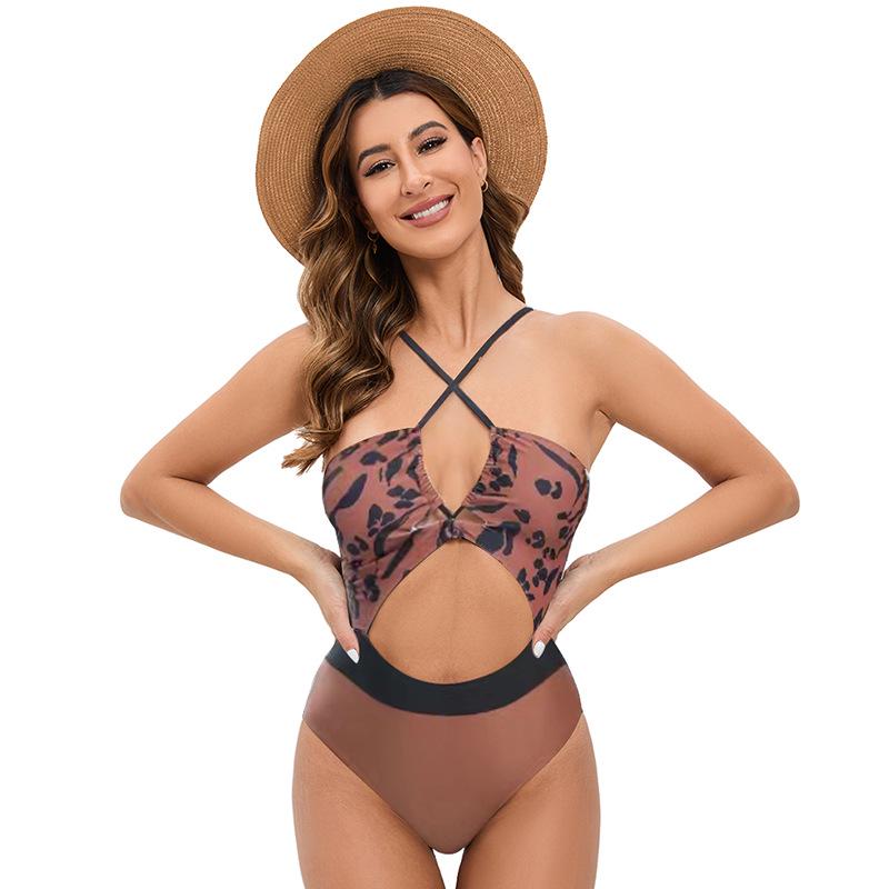 

2024 Women s Colorblock Crisscross Cutout One-Piece Swimsuit S