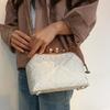 Kiss Lock Crossbody Clutch for Women, Vintage Ethnic Pattern with Detachable Chain