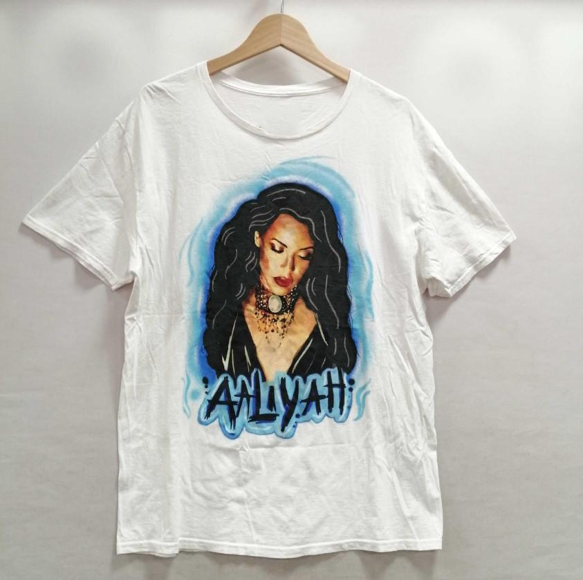 

Aaliyah White Aaliya Tee Unisex Cotton T Shirt UB657 M