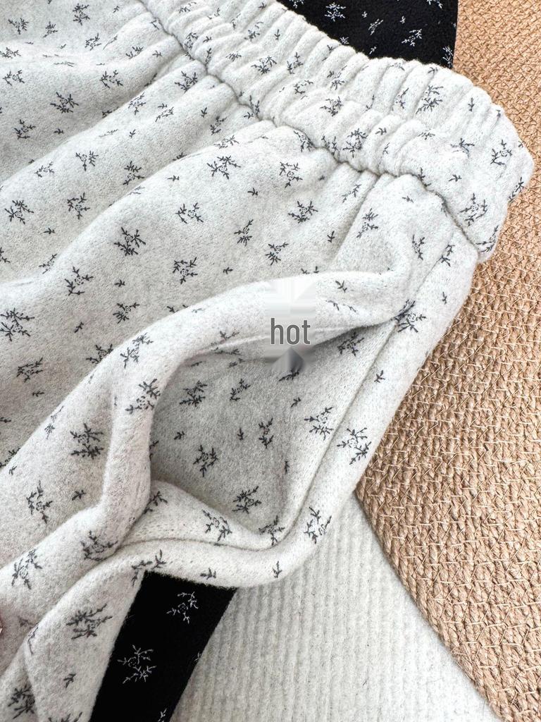 Koreanischer Floral Wollrock - Dick, Flauschig und Verjüngend für Herbst/Winter
