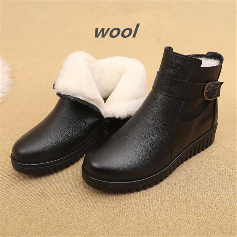 2025 New Genuine Leather Thick Plush Winter Woman Boots Non-slip Waterproof Women Snow Boots Mother Warm Cotton Padded Shoes