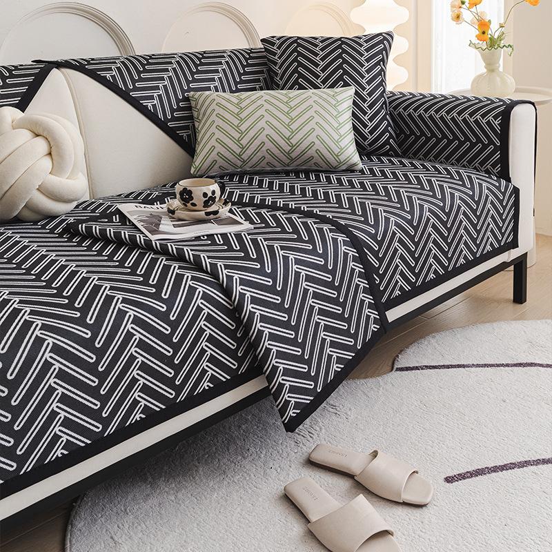 

Light Luxury High-End Summer Cool Sofa Cushion New Cool Sofa Seat Cushion One-Piece Sofa Cover 70*70cm