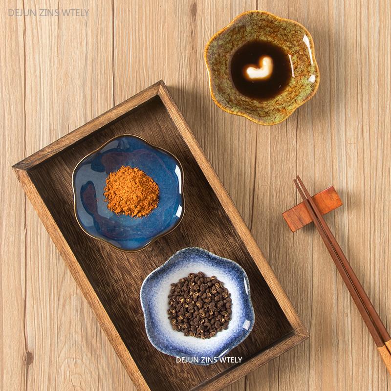 4-inch High-quality Ceramic Plate Creative Barbecue Seasoning Dish Dumpling Soy Sauce Dish Japanese Sushi Plate Kitchen Supplies