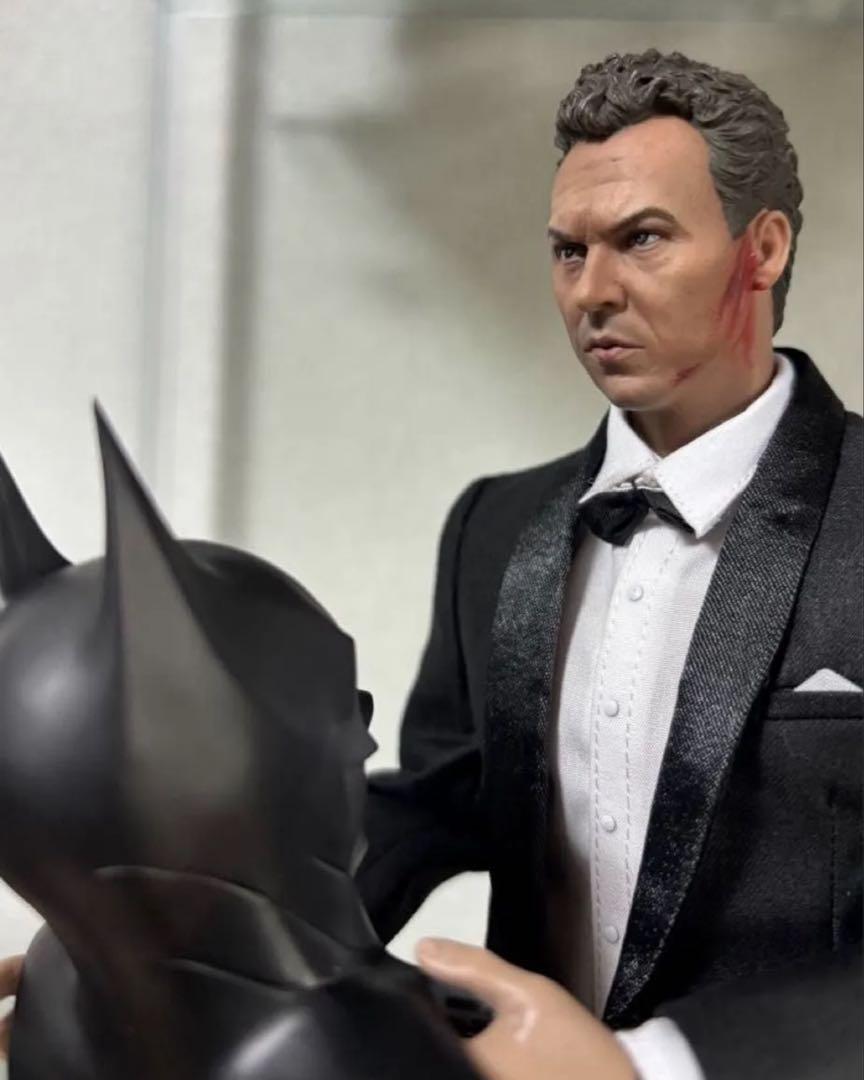 

[Б/У] 1/6 Брюс Уэйн/Майкл Китон стиль ACE TOYS