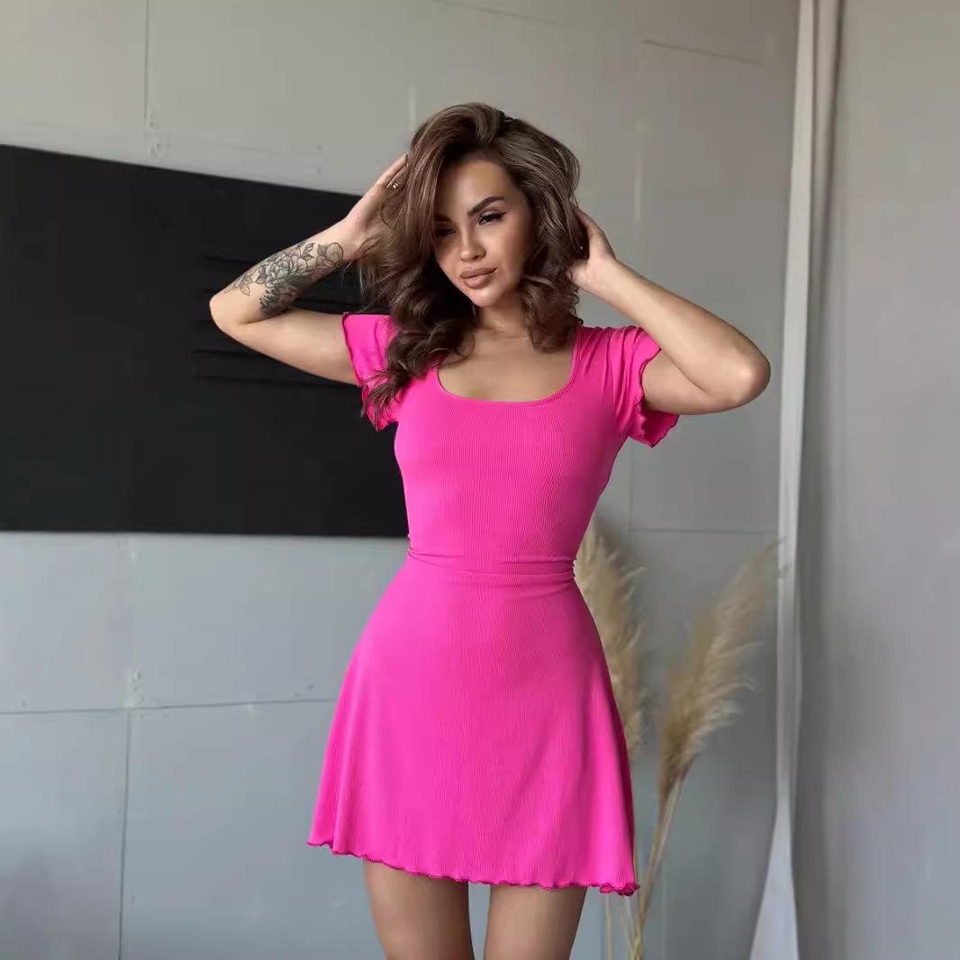

Женское трикотажное платье однотонной расцветки - Повседневное, с круглым вырезом и короткими рукавами Small розовый