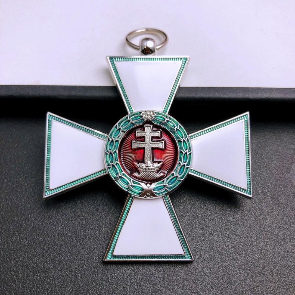 Second Class Merit of the Kingdom of Hungary, Cross Medal, Metal Emblem, Foreign Commemorative Medal, Badge, Christmas Gift, Stocking Stuffers