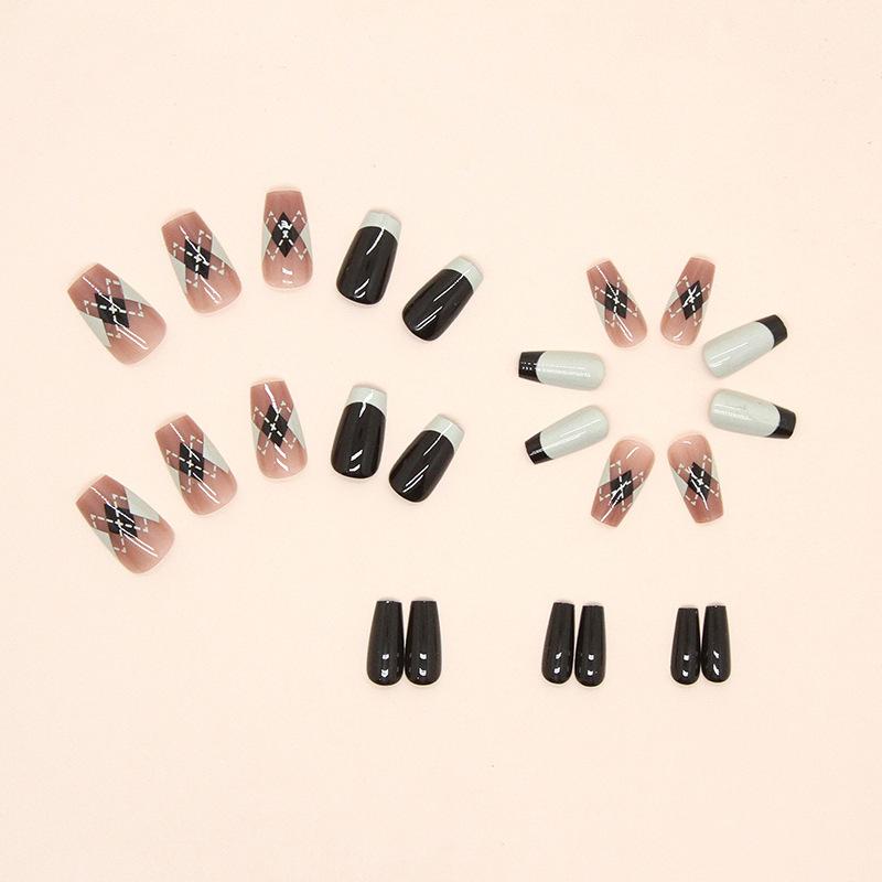 24 Pieces White French Manicure Autumn and Winter Atmosphere Wearing Nail Rhombus Plaid Simple Beige Brown Chestnut Retro Manicure Piece