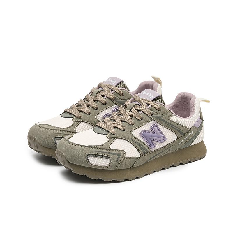

Fashion retro German training shoes women s spring new flat-bottomed lace-up sports and leisure shoes versatile shock-absorbing dad shoes 35