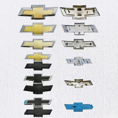 Accesorios de exterior – Emblemas