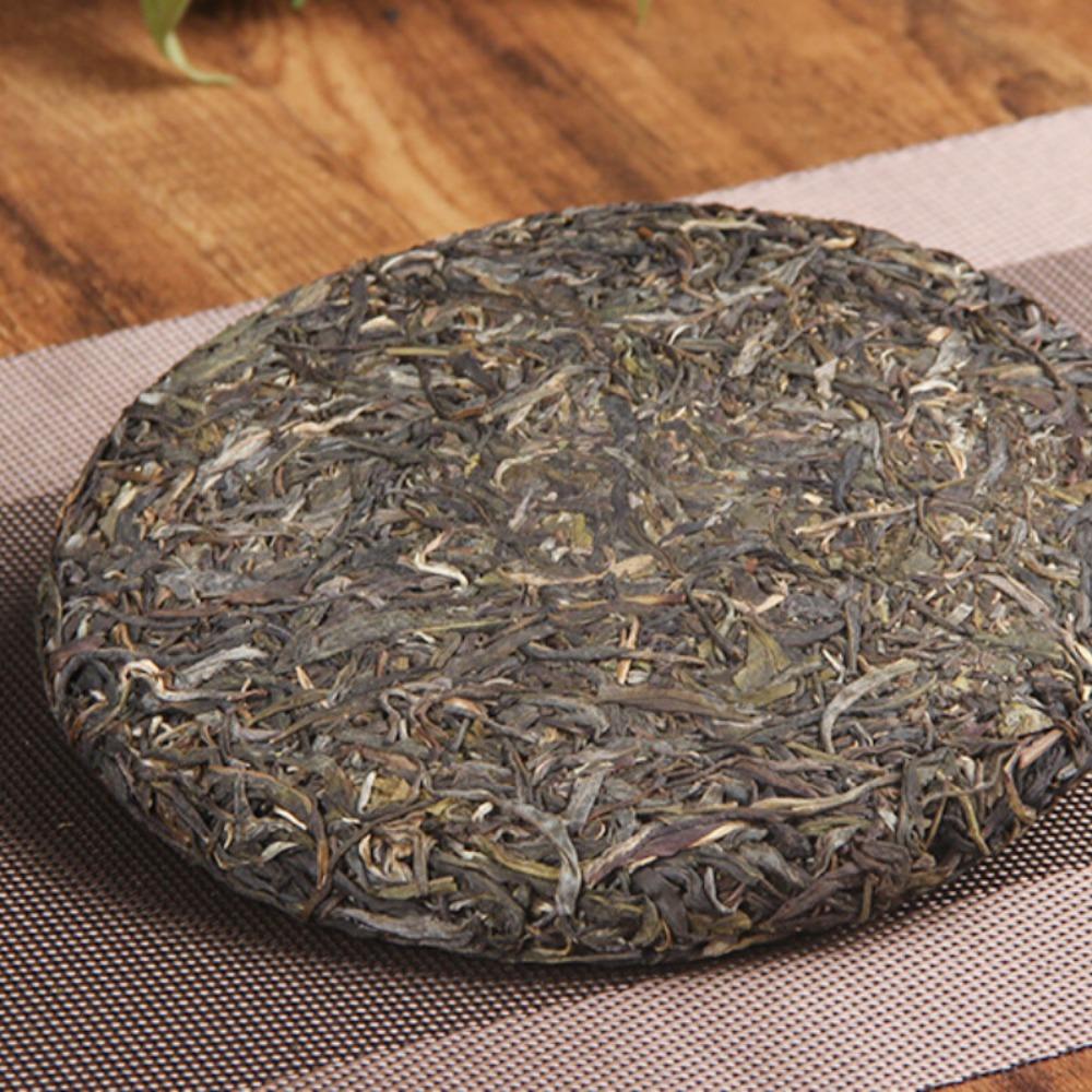 Organic Yunnan Raw Pu-erh Tea Cake Menghai Handmade Sheng Cha 357g