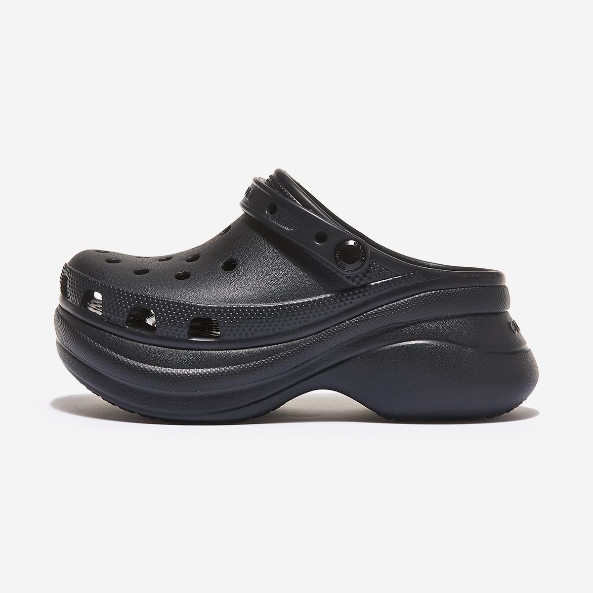 

[Crocs] Classic Bay Clog Women, CRS206302, 1020076441, Popular Korean Shoes 260