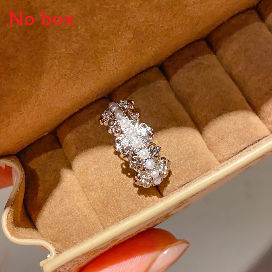 Copper Zircon Decorated Circle Ring With Geometric Design For Ladies