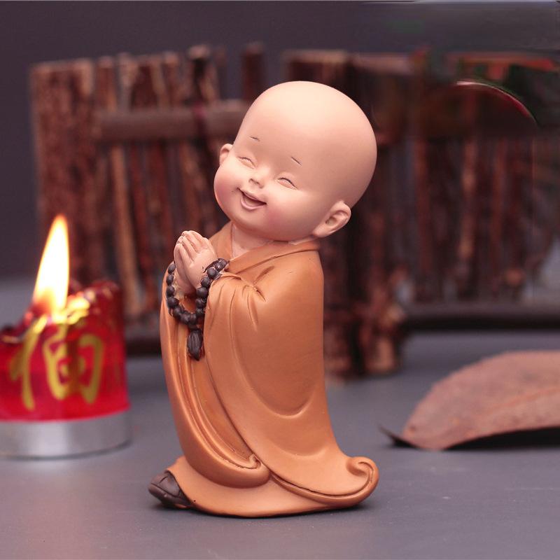 1PC Cute Small Monk Figurines Buddha Resin Crafts Desk Miniatures Ornaments Accessories Home Decor Car Decoration