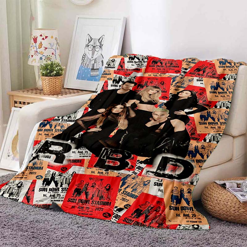 

New 3D printed flannel blanket featuring R-RBD band/K-POP style, perfect for home use, sofa beds, or as a birthday gift. Customi 75x90cm