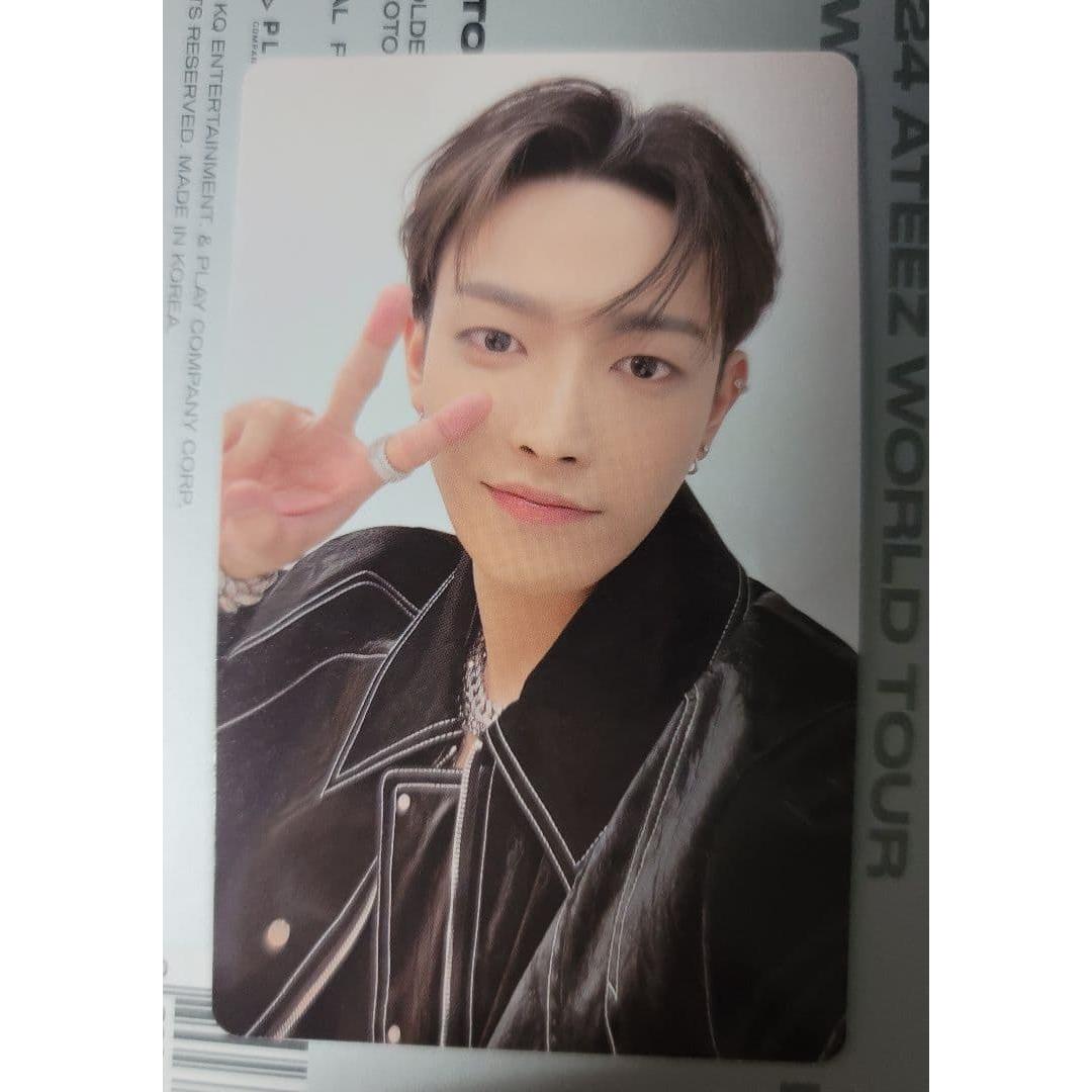 Used ATEEZ 2024 WALTZ MD Photocard Pack Hongjoong