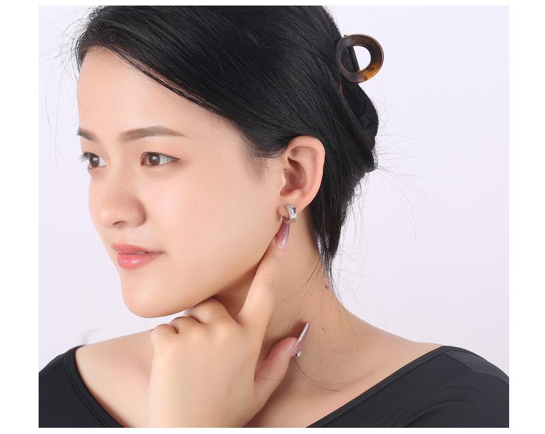 High-End Fashion Geometric Earrings Collection: Electroplated Simple All-Match Commuter Earrings