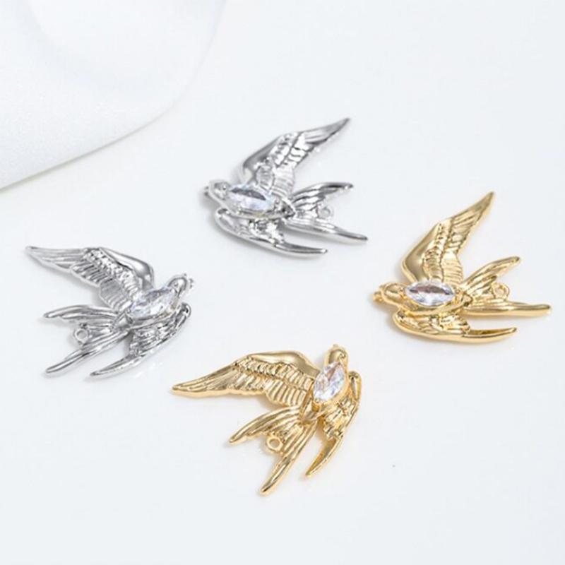 A White Peace Dove-Shaped Metal Brooch—Simple Unique And Cute A White Dove Accessory Badge