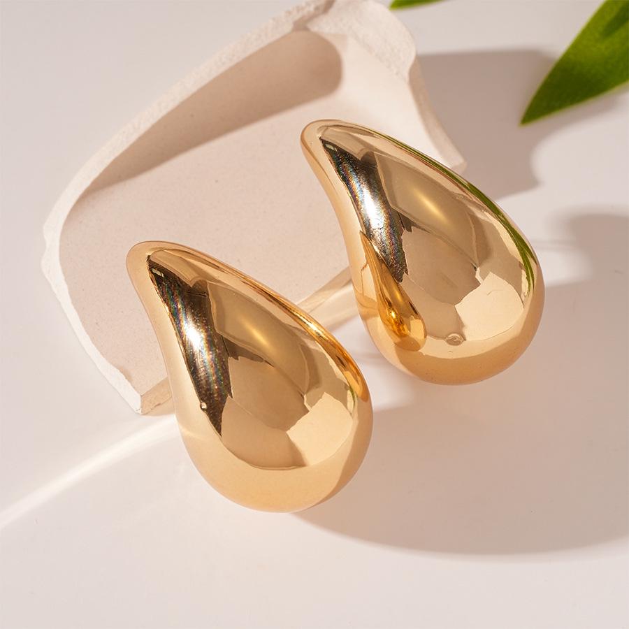 Elegant Metallic Water Drop Steel Needle Stud Earrings - Bold High-end Niche Design