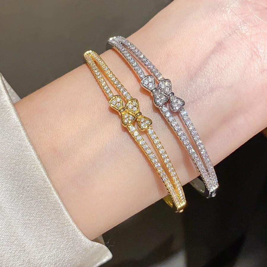Fashion Butterfly Charm Bracelet With Zirconia And Gold Plating For Womens Elegant Jewelry