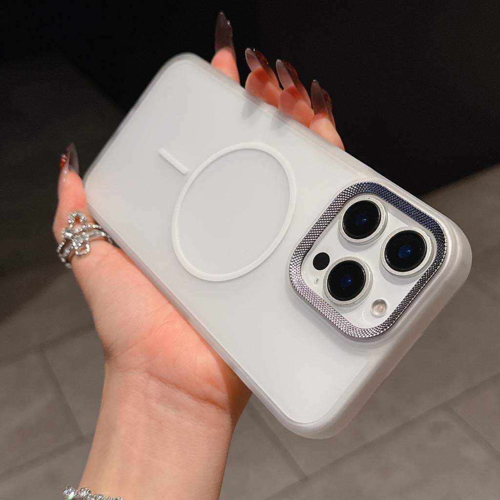 Applicable To Iphone16 Matte Skin-feeling Mobile Phone Case Magnetic 14/13 Apple 15 Promax Protective Case for Men and Women