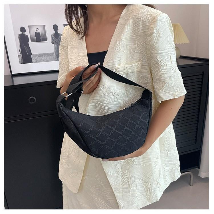Stylish Large Capacity Quilted Canvas Bag For Women In Trendy Colors Ideal For Daily Use