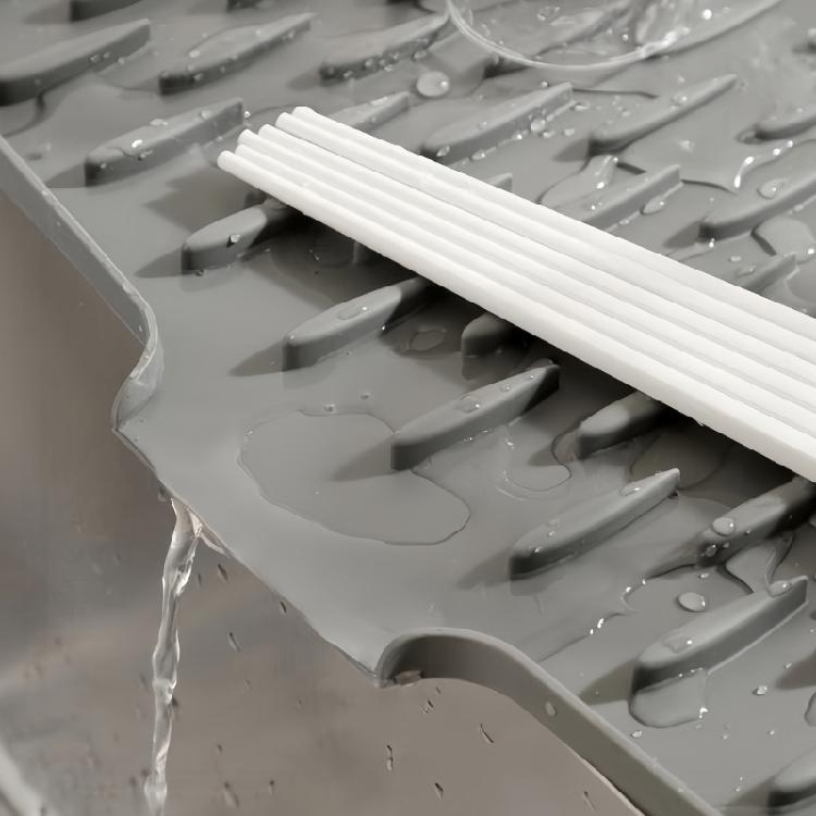 Multi Purpose Silicone Drying Pad Sloped Drainage Heat Resistant Nonslip Mat For Kitchen Utensils Boards
