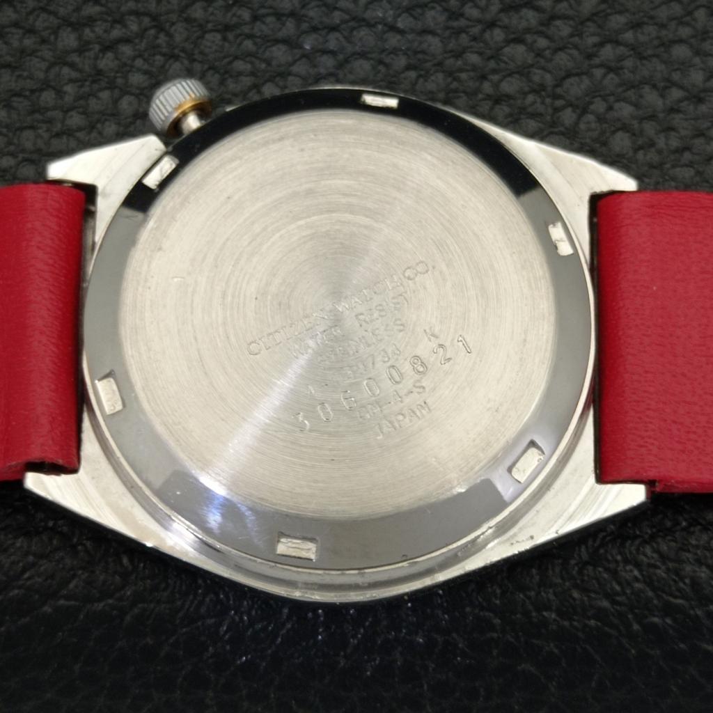 USED MENS CITIZEN AUTOMATIC 8200 JAPAN DAY&DATE RED COLOR DIAL WATCH A432811-2 R113-a432811