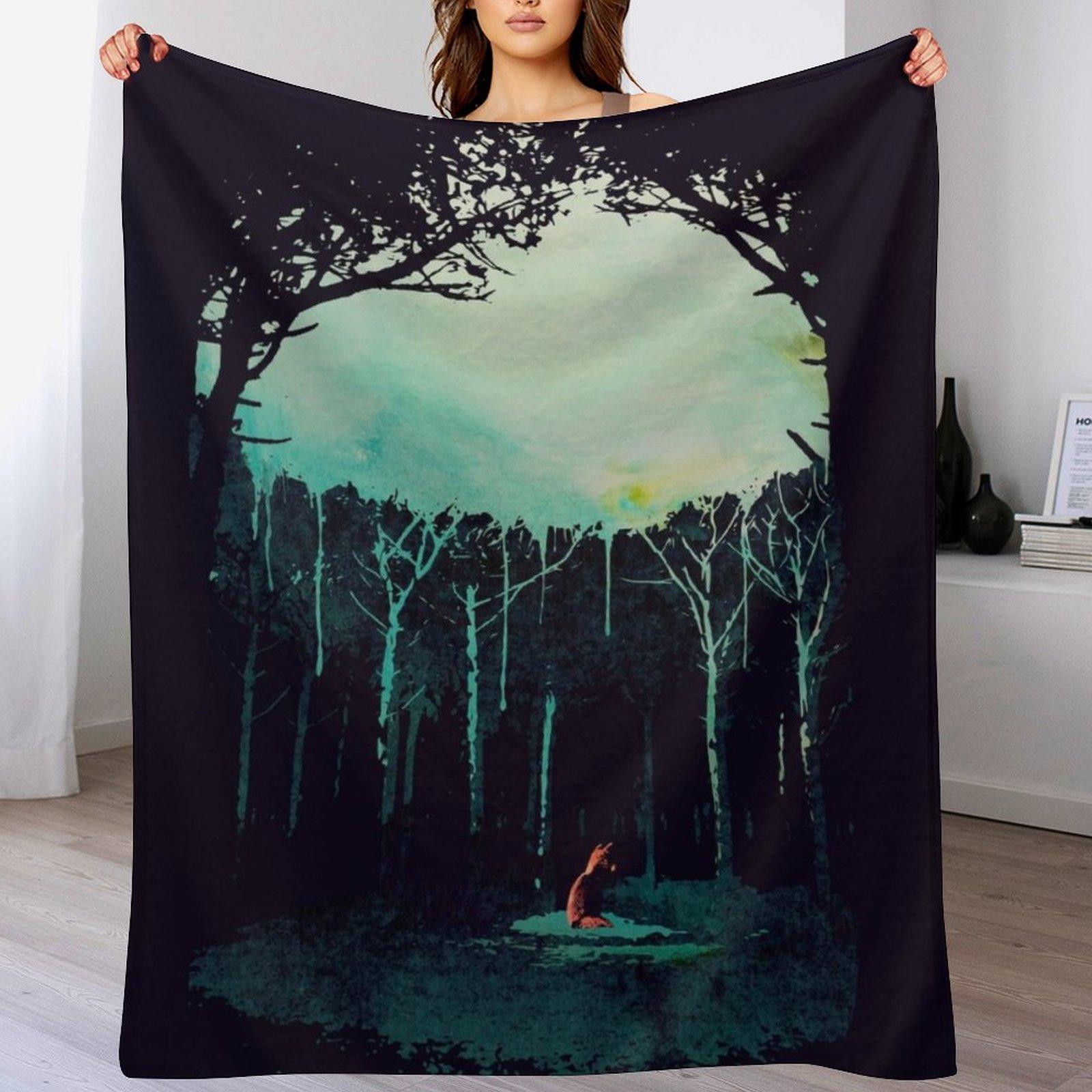 

Deep in the forest Throw Blanket Elegant Warm Throw Blanket for Hotel Home 102x76cm(40x30in)