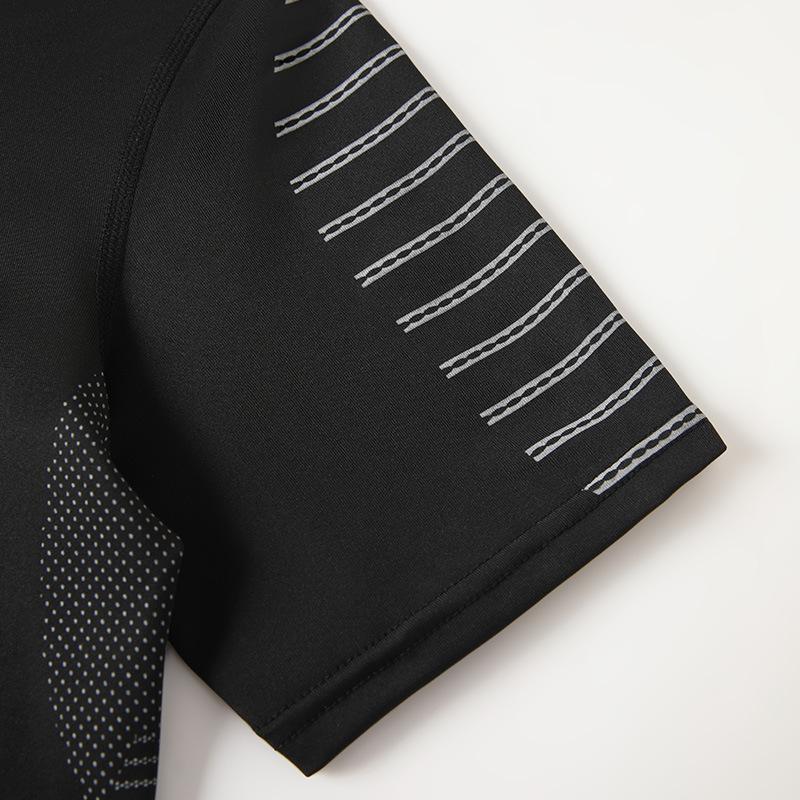 Men's Quick-Dry Athletic Tee - Breathable, Sweat-Wicking, Tight-Fit for Running and Fitness