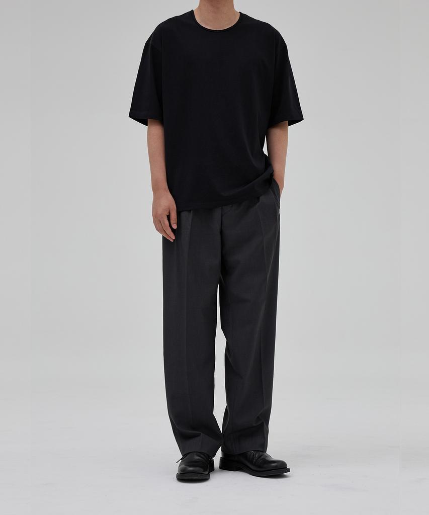 OX STUDIOS Semi-U-Neck T-Shirt (Black)