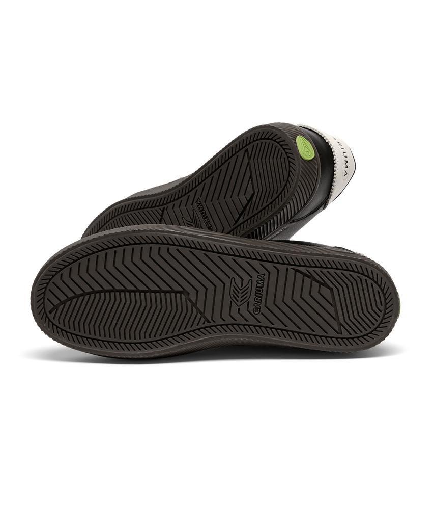 Cariuma Toca Black Diamond Leather