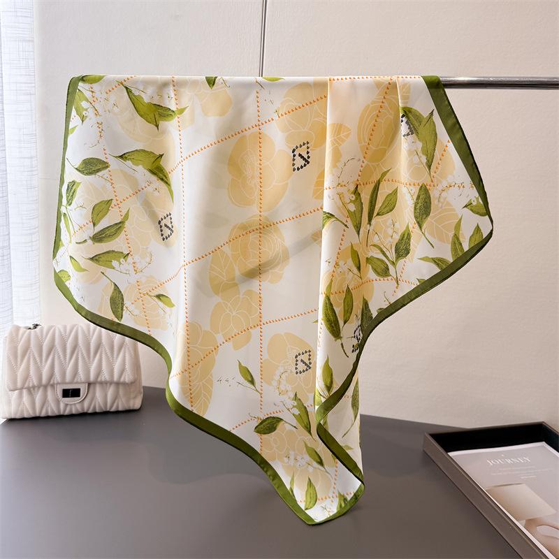 Printed Imitation Silk, Small Fragrant Silk Scarf, Square Scarf, High-End Shawl, Versatile Neck, Small Square Scarf, Headscarf, Women'S Scarf.